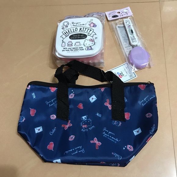 NEW Hello Kitty Sanrio Lunch Box 2020 BENTO Black Gold Not For Sale From Japan